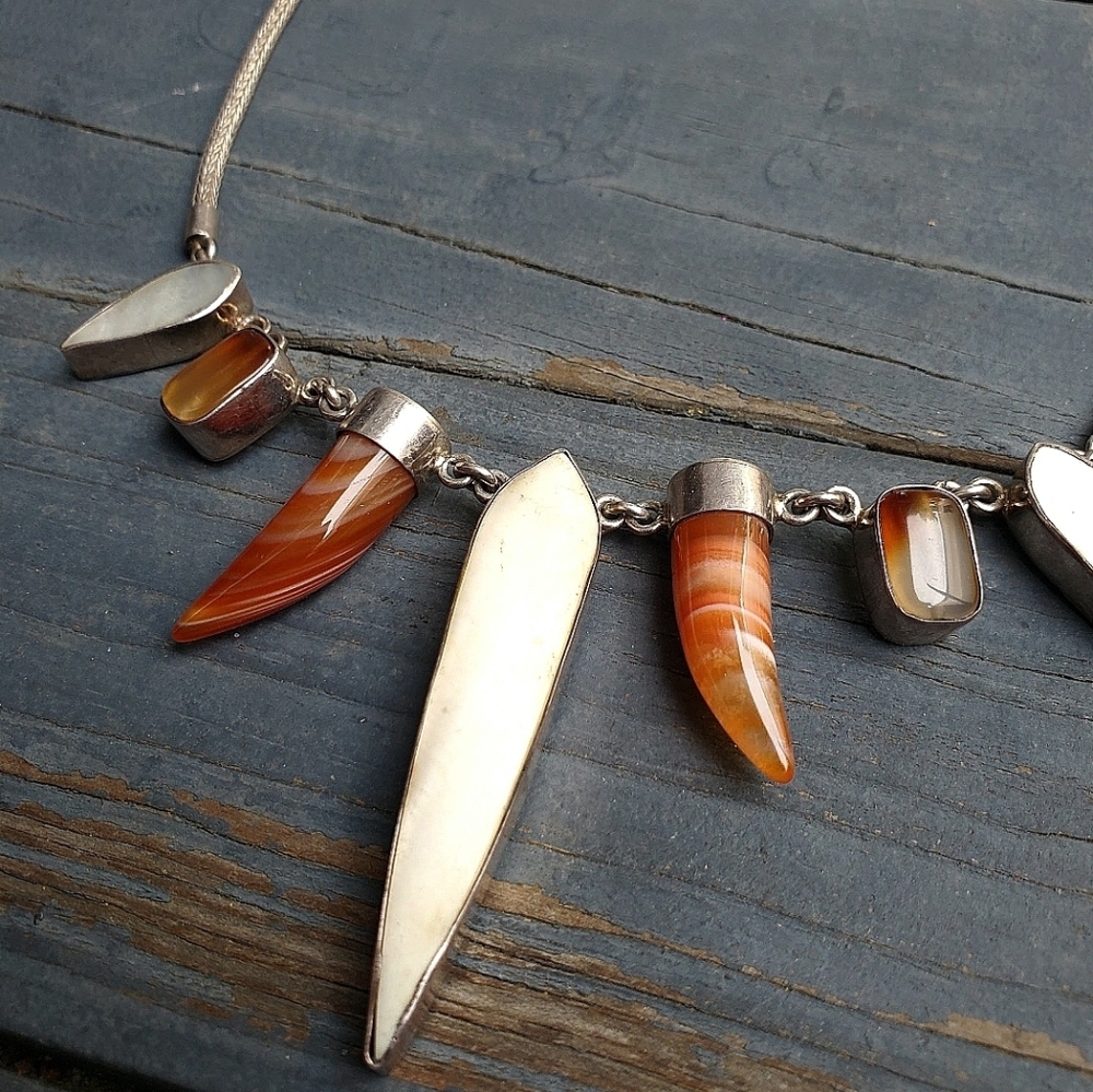 Artisan Crafted Agate MOP Necklace - Picture 3 of 4